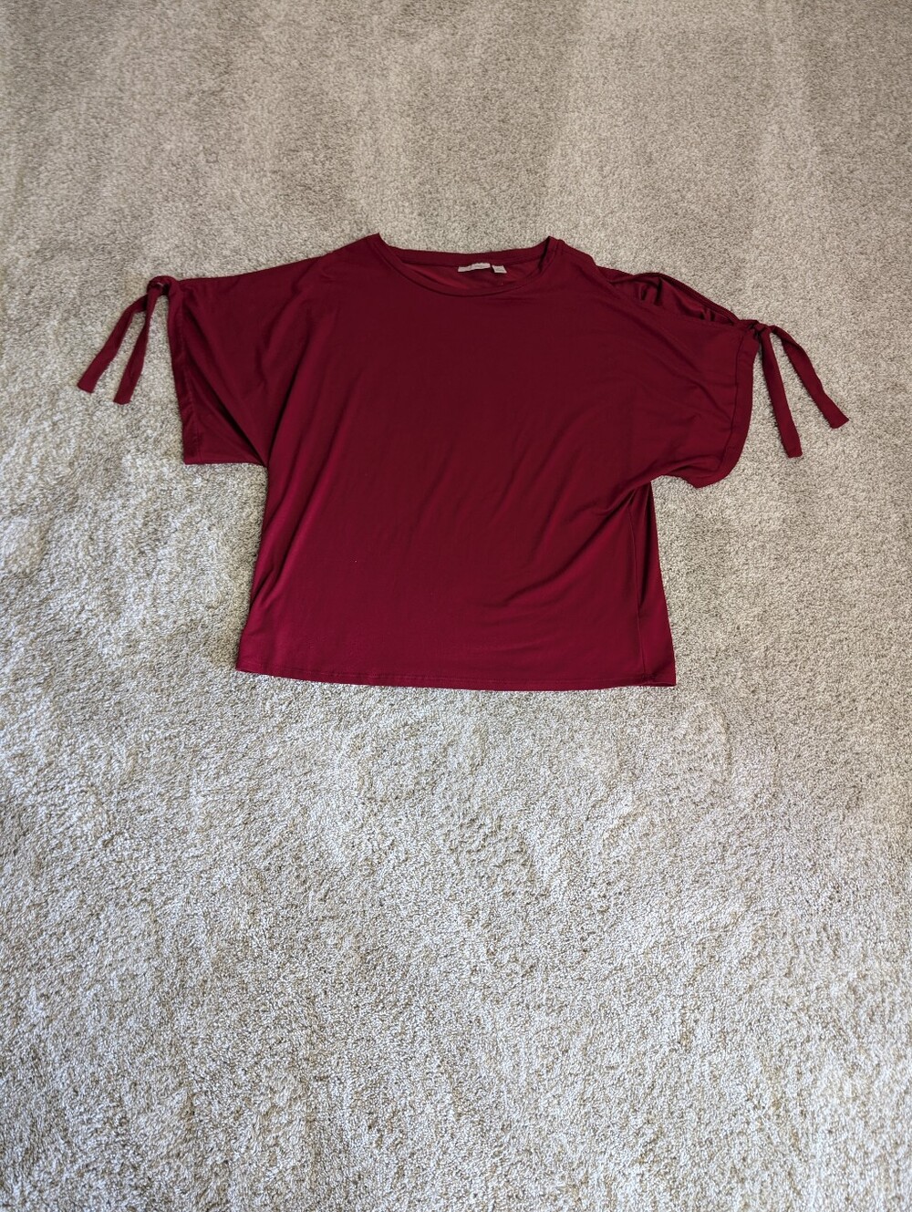 Halogen Short Sleeve Cold Shoulder Top Burgundy - XS